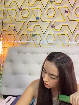 Živý XXX chat MelanyyJhonson15