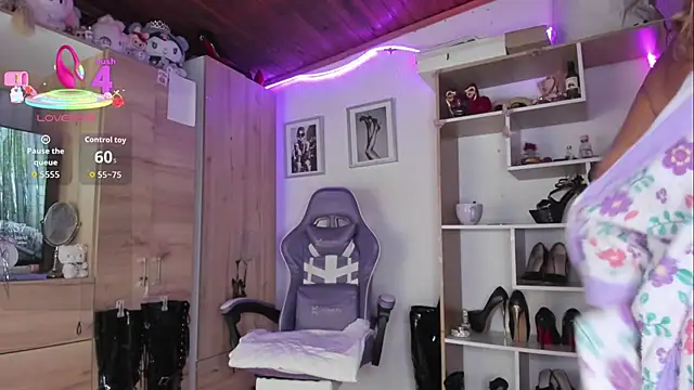 angelica_sparks: απευθείας συνομιλία ΧΧΧ