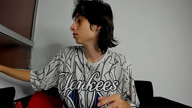 Chat +18 de cirosky_elchicopolla ao vivo