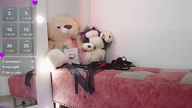 Sara_BlumのライブXXXチャット