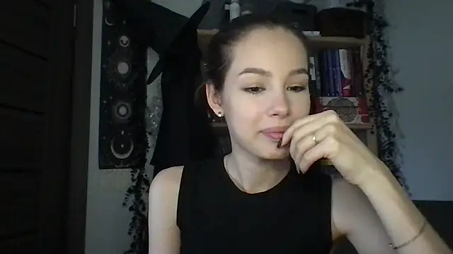 Yuna5343's Live XXX Chat