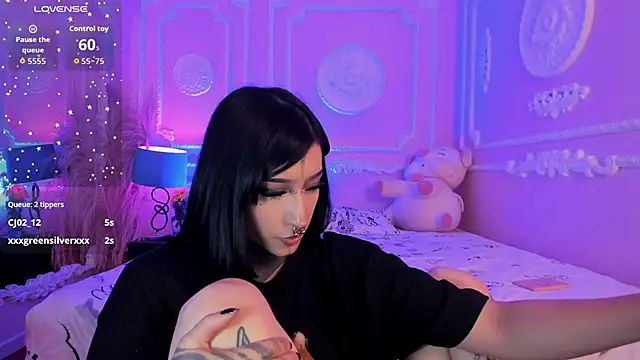 Kat_VonDe live XXX chat