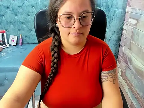 Sarah_Boobs_ Obrolan Langsung XXX