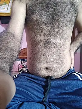 hairy_boyi Show in webcam