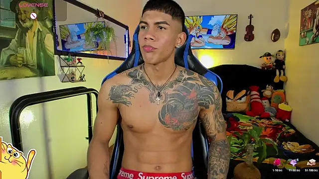 Damian_latinxxx 网络视讯表演