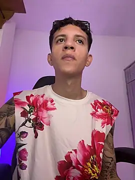 عرض كام tylernova