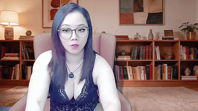 Dolcegattina-Asian Chat XXX in diretta