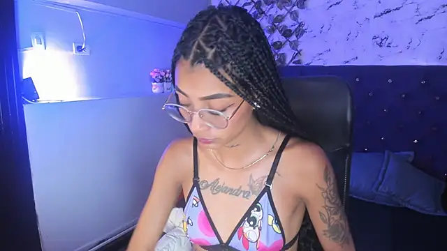 Chat XXX Live KarlaSlutSkinny__