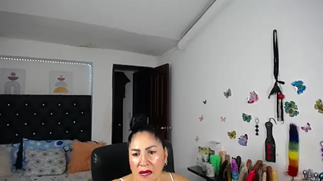 Czat XXX na żywo – mature_bigboobs10
