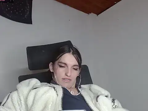 Scarlett_crastrawberry Live XXX-Chat
