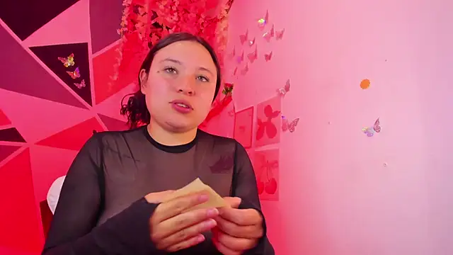 little_emma0 现场XXX聊天