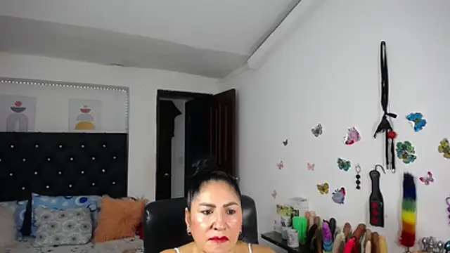 mature_bigboobs10 Live XXX Chat