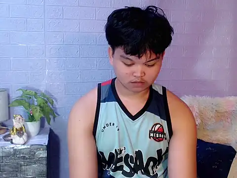 Rain_cum's Live XXX Chat