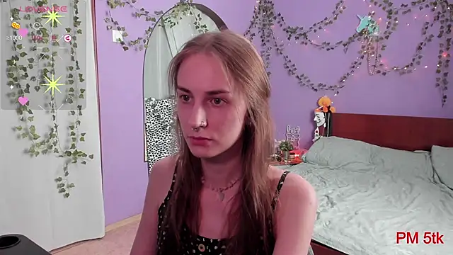 Crystal1nn – Live XXX-chat