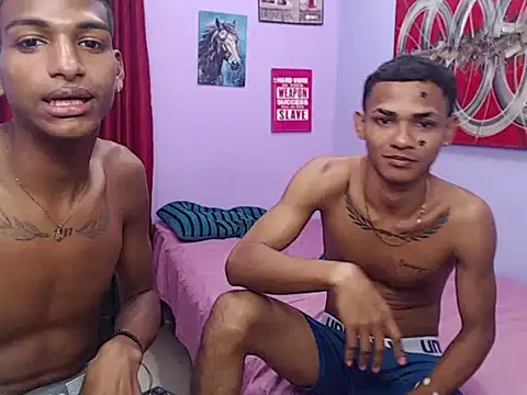 black_twinks' Live XXX Chat