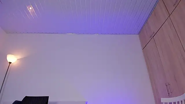 keyth_03 – Naživo XXX chat