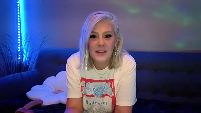 Lexi_Shocker Adlı Modelin Canlı XXX Sohbeti