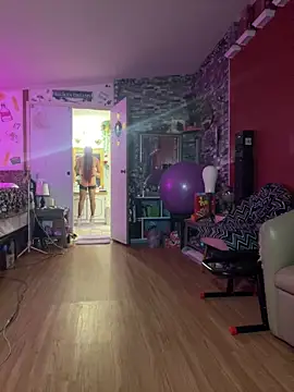 TranSexualJade95: διαδικτυακό σόου στην κάμερα