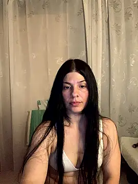 Estefani_32 Live XXX-Chat
