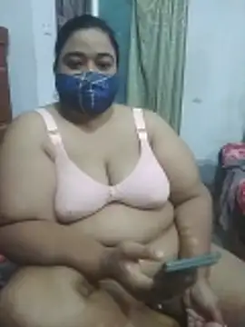 Chat XXX en directo de momo_loves