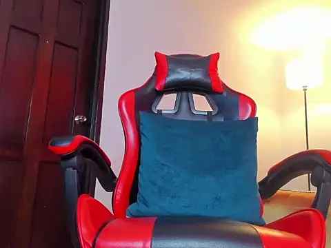 David_Alpha Chat XXX in diretta