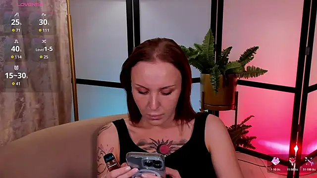 LianaFord Chat XXX live