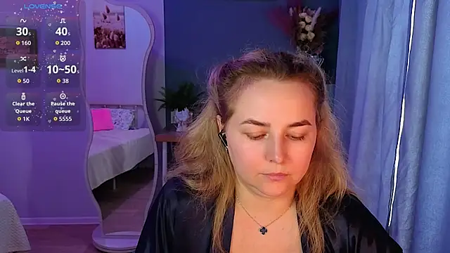 Mira_Mermayd Adlı Modelin Canlı XXX Sohbeti