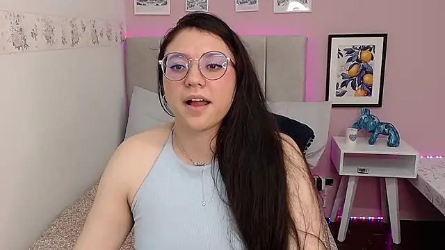 Chatroom XXX en direct de Angelie_Rosebrm
