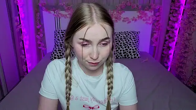 Chat XXX en directo de LilyStarlight