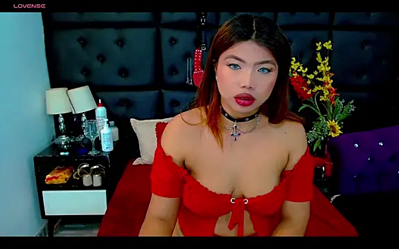 Cloelombard's Live XXX Chat
