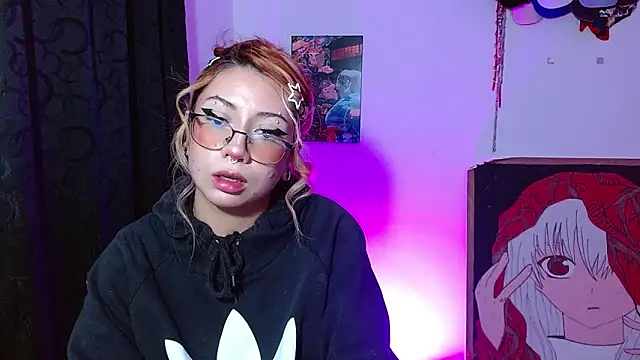 kittymiauu444's Webcam Show