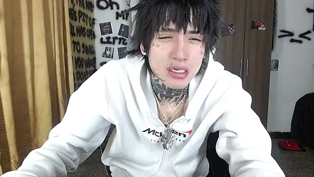 Ryoko_vishnu Pertunjukan Webcam