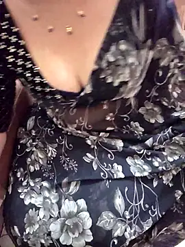 Roja-Telugu777's Live XXX Chat