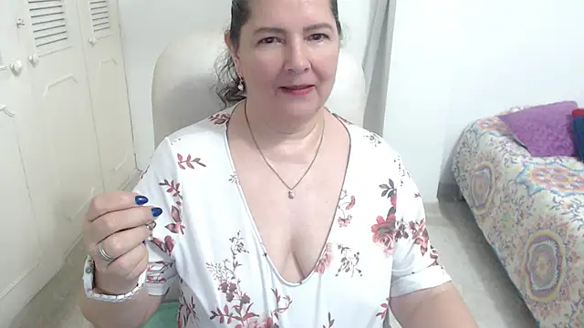 leonela_69 – Live XXX-chat