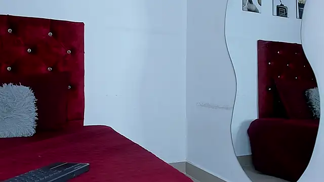 ThiagoSexy005's Live XXX Chat