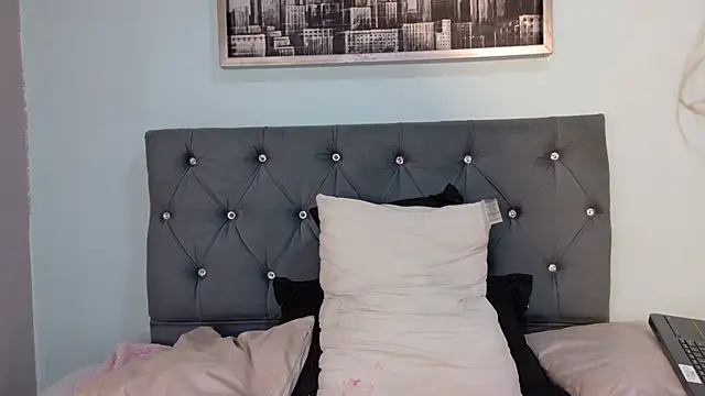 IvonnyBon_gh Webcam Show