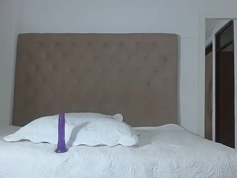 chikihottt Adlı Modelin Web Kamerası Şovu