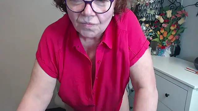 XXX chat uživo modela Adelewildx
