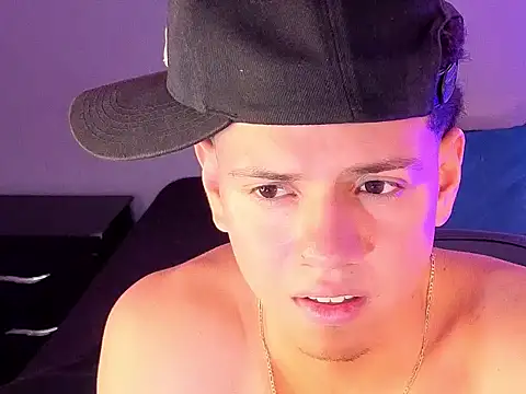 Erick__1 Webcamshow