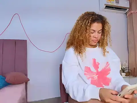 Michellblue live XXX chat