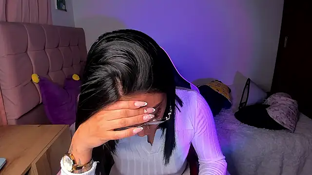 Bellacatx's Live XXX Chat