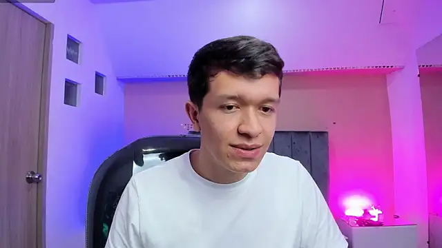 Chat +18 de ken_col ao vivo