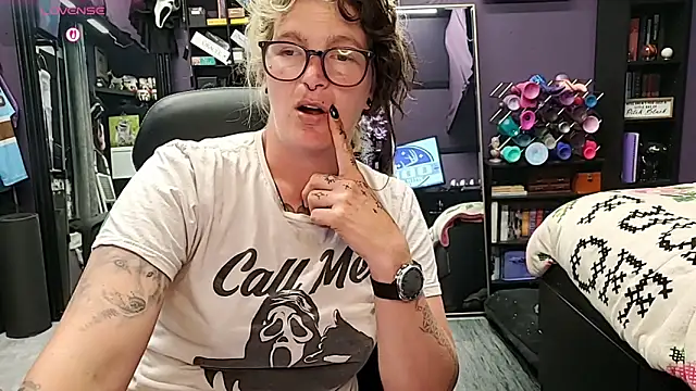 oddywithabody Chat XXX in diretta