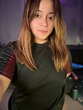 Živý XXX chat MerlyG