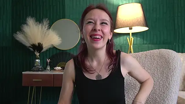 دردشة HaileyMoonn الجنسية المباشرة