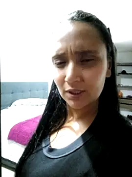 Chat XXX ao vivo de Esmeralda333