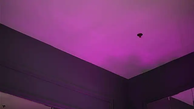 XXX chat uživo modela BrattyScarlet