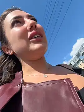 AleksandraRich Adlı Modelin Canlı XXX Sohbeti