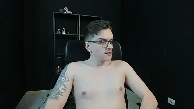 Chat XXX en directo de FelixStarkk