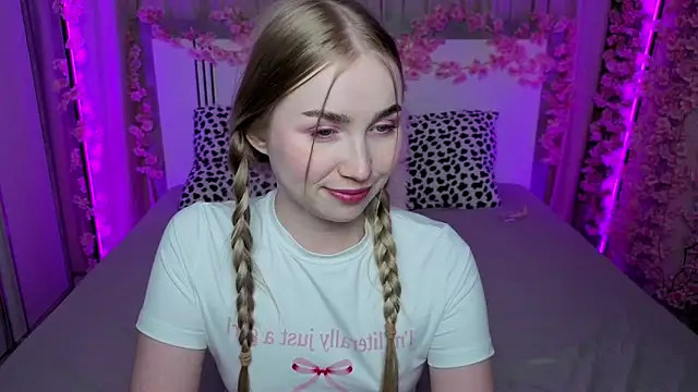 LilyStarlight: онлайн-секс-чат
